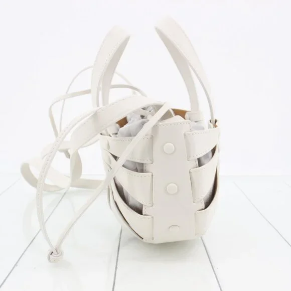 Bottega Veneta Leather Shell Bag - Picture 3 of 11